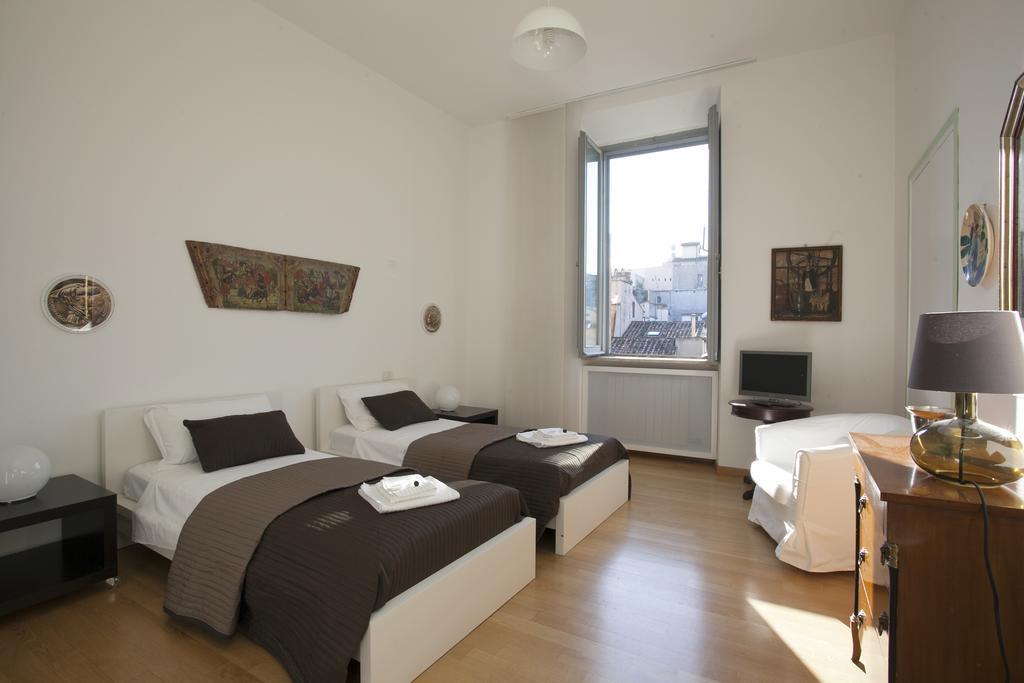 House Paganica Apartment Rome Room photo